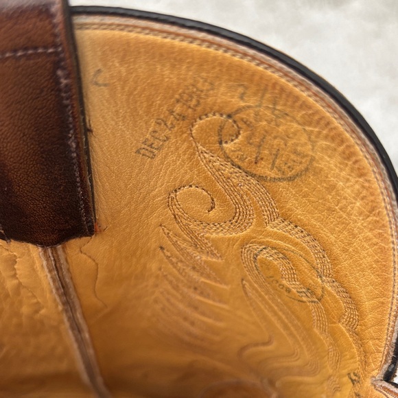 Custom Men's Brown Leather Western Boots - Picture 8 of 10